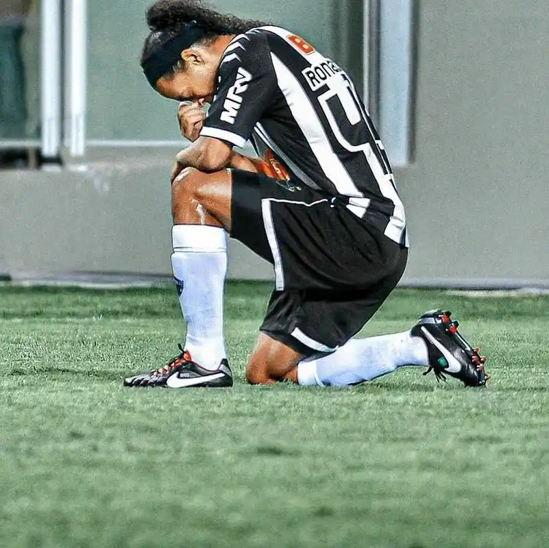 队在过去的 队在过去的