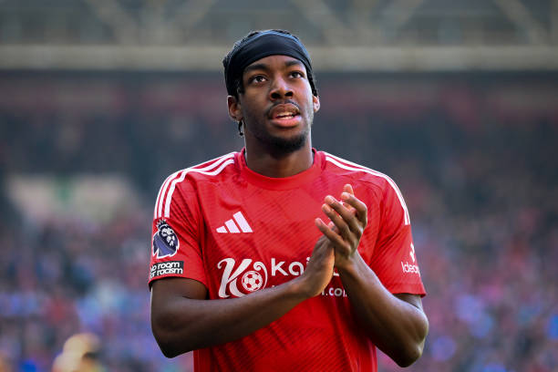 他私下里曾 他私下里曾