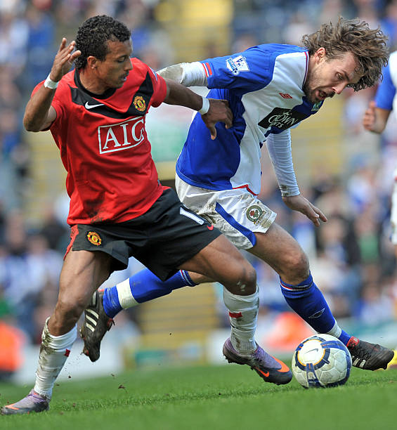 出的贡献 出的贡献