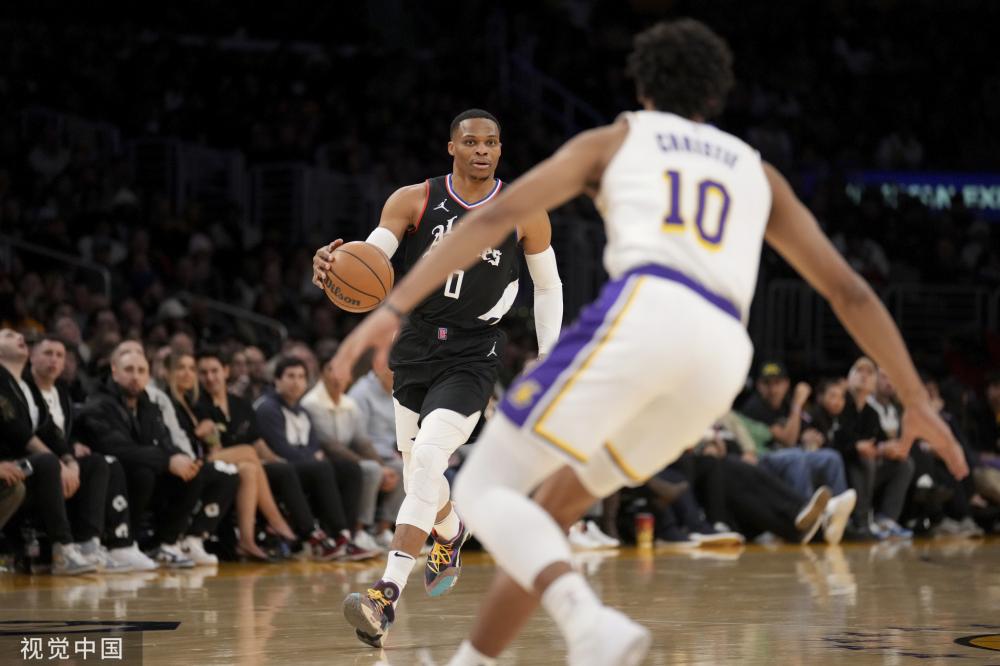 虽然球队在 虽然球队在